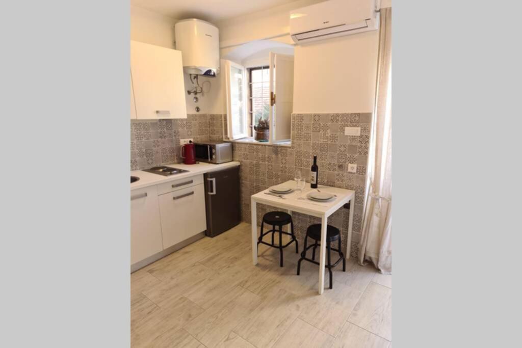 Studio Apartment Marella วิส ภายนอก รูปภาพ